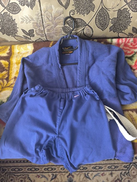 Продам кимано для дзюдо