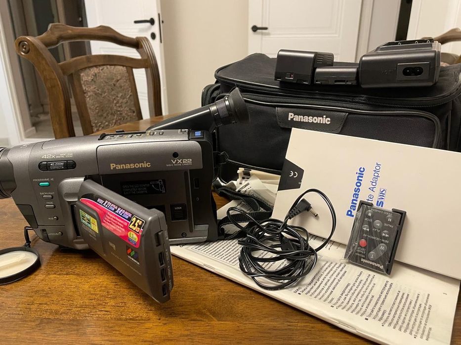 Видеокамера Panasonic NV-VX22EN