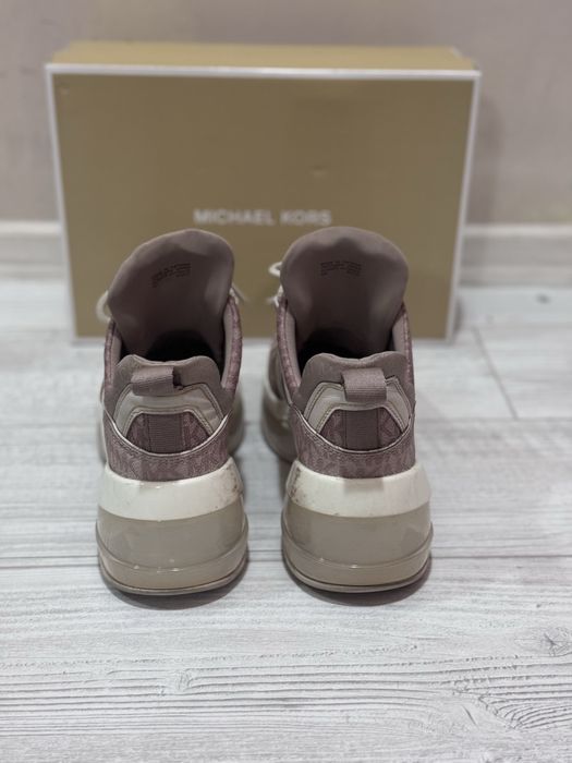 Дамски обувки Michael Kors Olympia