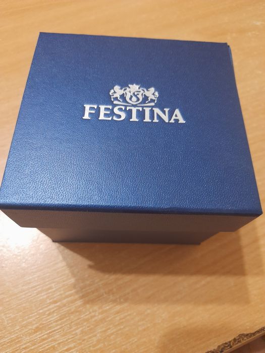 Ceas Festina clasic și ceas QUARTZ