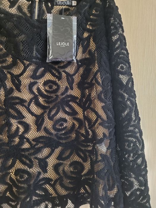 Продам блузу 48р новая.