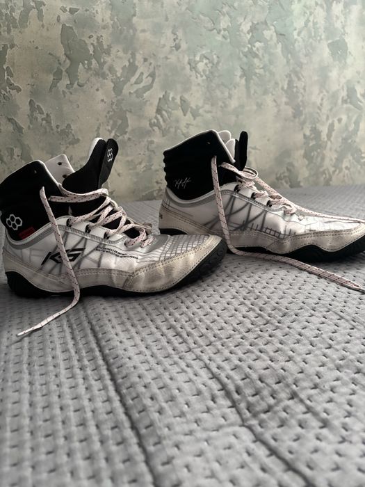 Продам борцовки одам даром барцовка на тела