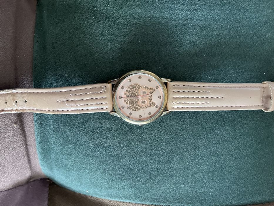 DKNY часы и Next часы