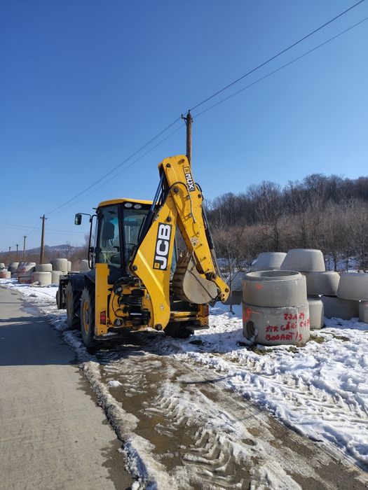 De închiriat utilaj buldoexcavator