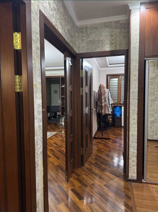 Мархабо худудида жойлашган 3 хонали квартира арзон нархда сотувда