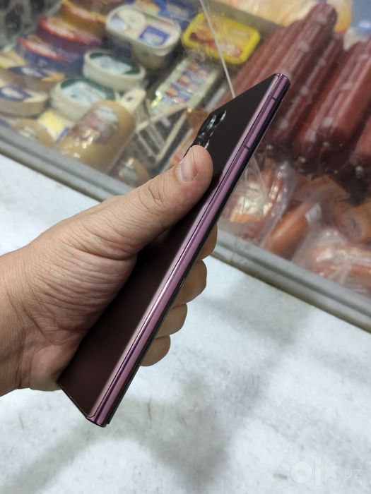 Samsung galaxy S22 Ultra 8/128 GB srochna sotladi