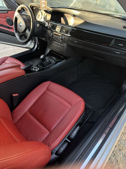 BMW E92 m-pack 320d seria 3 coupe / 2010 facelift / Piele rosie / Trapa