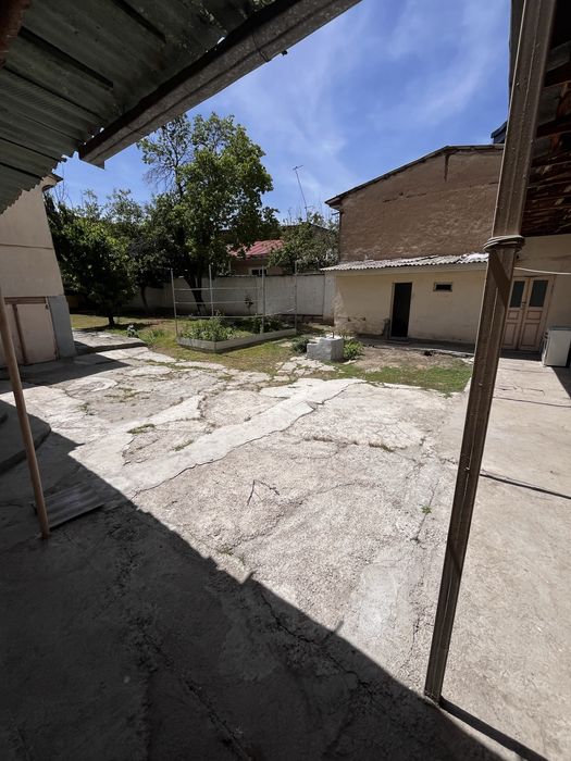 Hovli sotiladi / Biznes,ishlab chiqarish,ofis yoki yashash uchun qulay