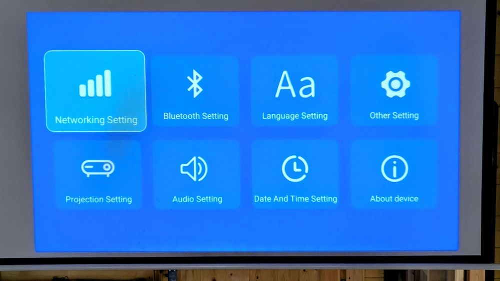 Videoproiector portabil LED - Magcubic