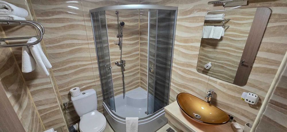 Pensiune, 10 Camere, Complet Funcțională în Eforie Nord