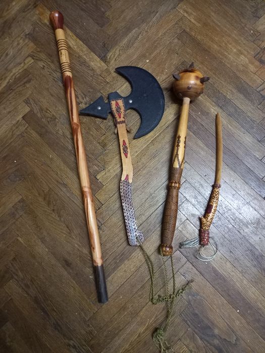 Vând obiecte decorative lemn