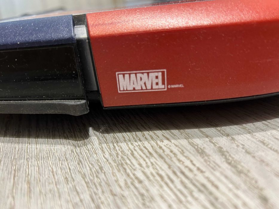 П рахосмукачка робот ECOVACS Robotics Deebot Slim Marvel Edition