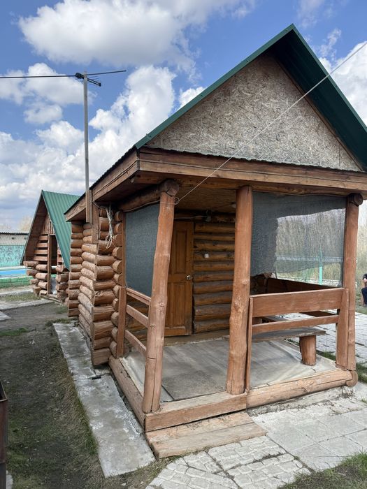 Дом и беседка со сруба