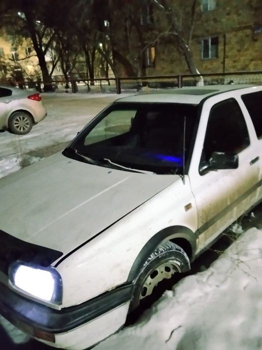 Гольф 3 1.6 на ходу