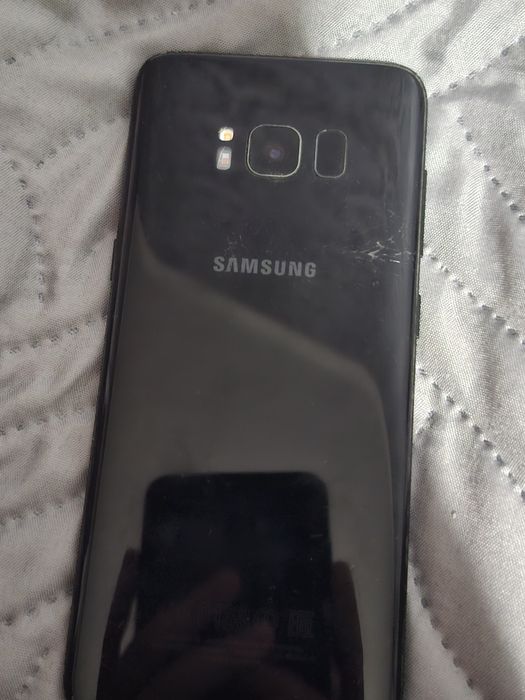 Samsung s8 4/64gb