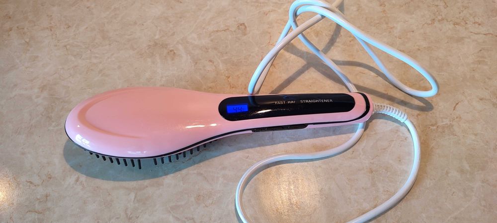 Четка за сушене и изправяне