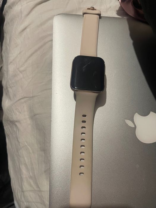 Oppo Watch часовник