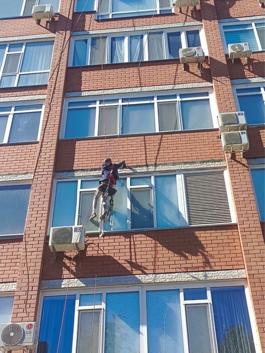 Альпенисты , Высотные работы