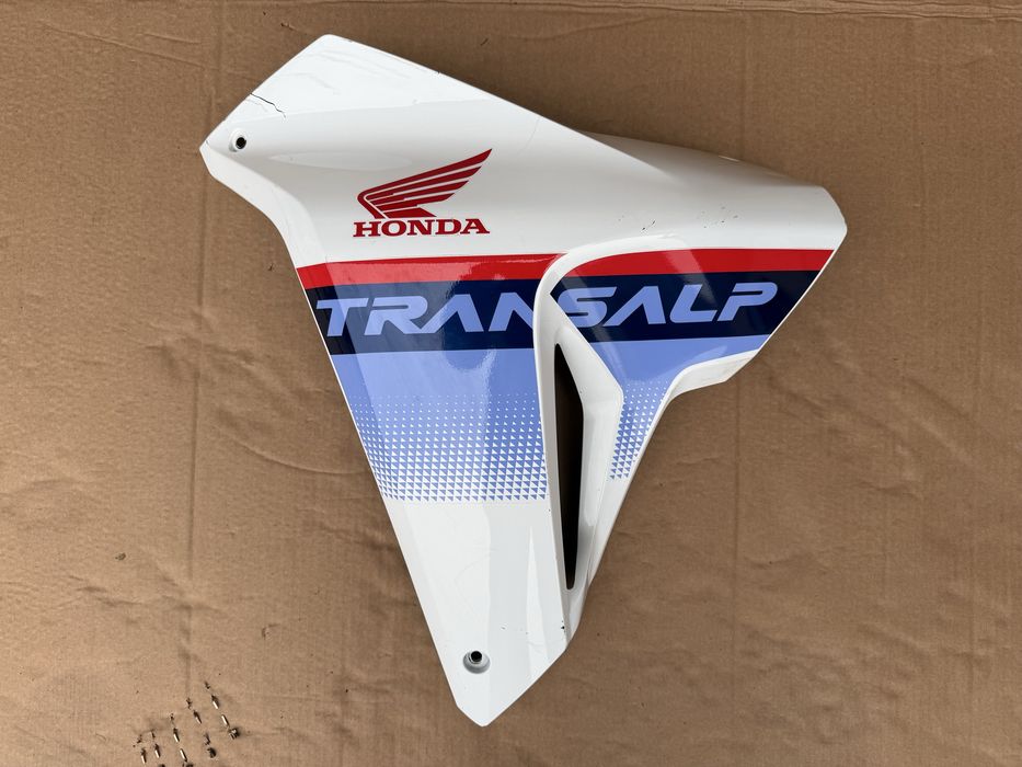 Пластмаса HONDA Translap 2023