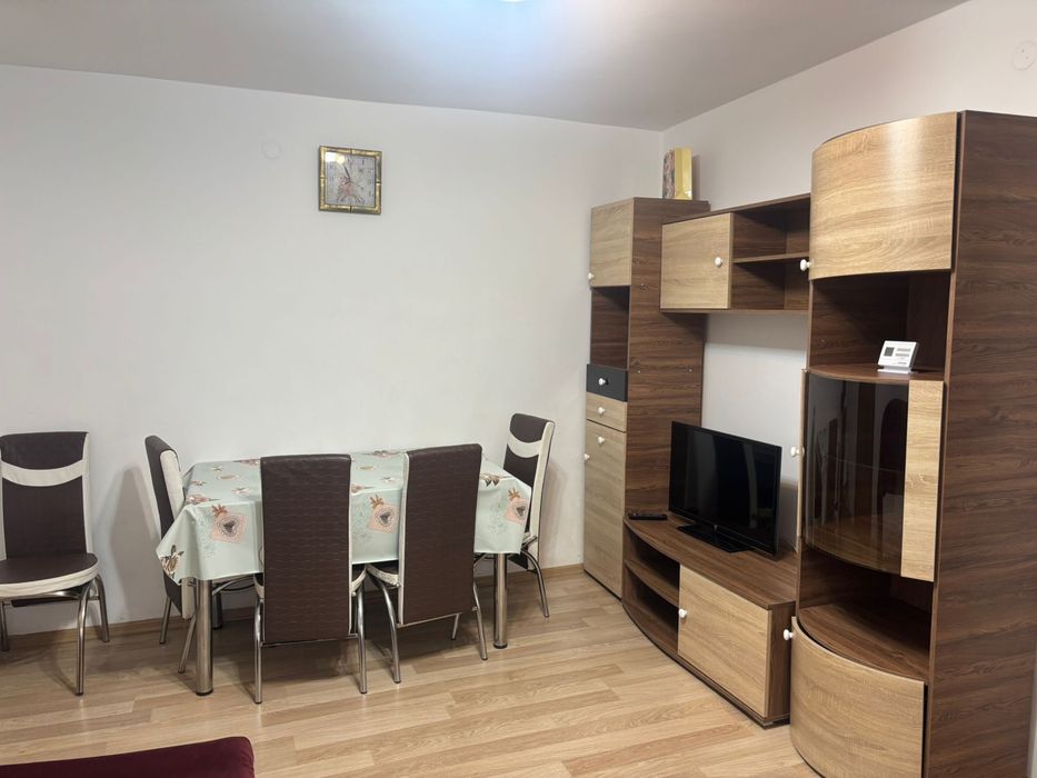 Apartament cu 3 camere, la Parter de închiriat – zona Decebal