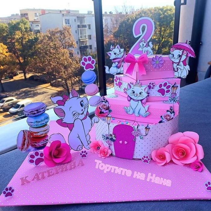 Изработвам картонени торти