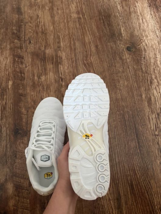 Nike TN Full White