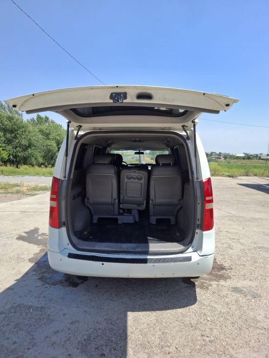 Хундай Гранд старекс