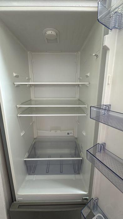 Продам холодильник beko