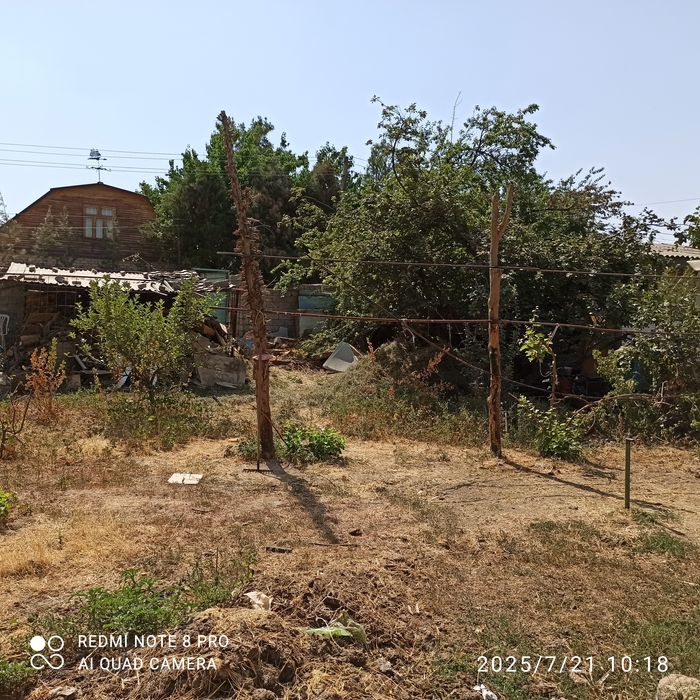 Quruq yer sotiladi uchastka