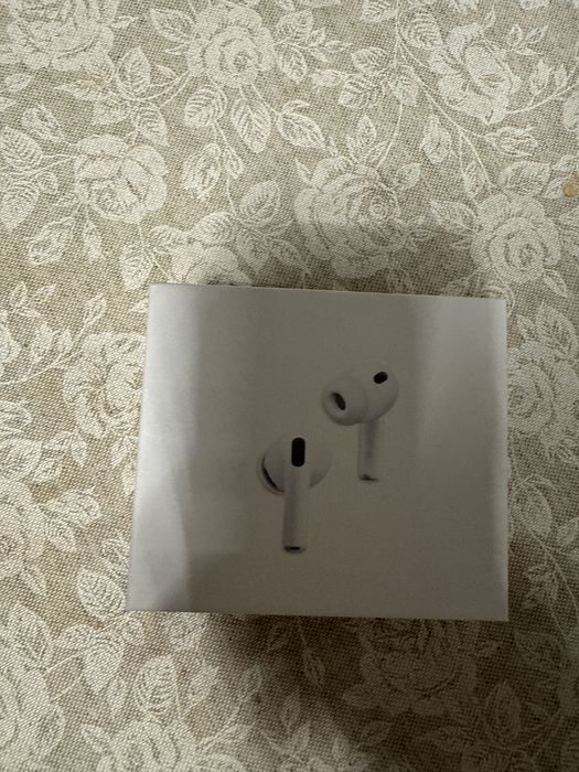 AirPods Pro 3 - копие (high quality copy, iPhone меню)