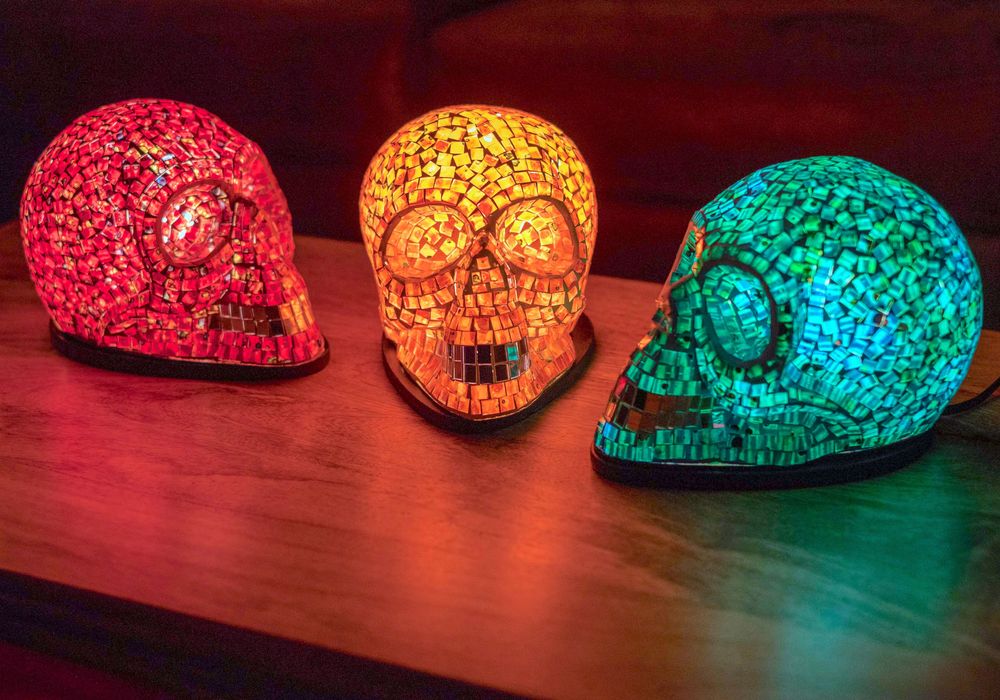 Abajururi import INDONEZIA facute din plexiglas si sticla