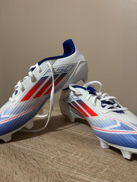 Бутонки adidas F50