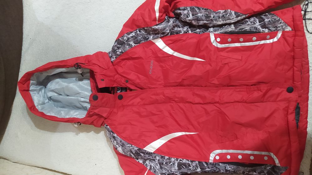 Зимняя куртка для девочки