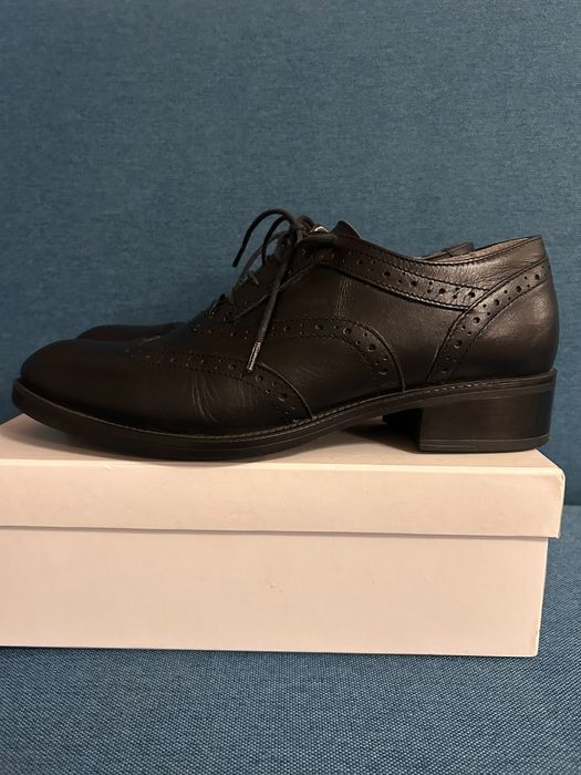 Намалени! Обувки - високи Geox, оксфордки от 20 лева