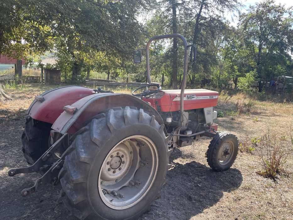 Massey Ferguson 158