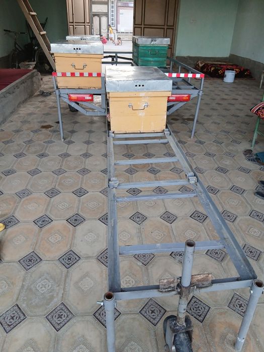 Asalarilar uchun  pritsep