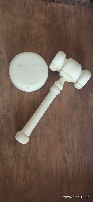 Реставрация на мебели, дърворезба,струговане