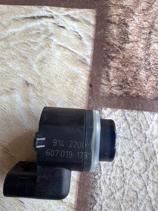 Датчик за парктроник BMW F10 ОРИГИНАЛЕН