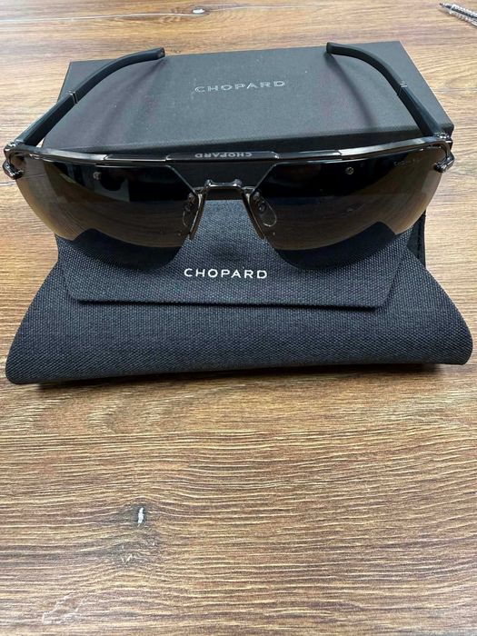 Продавам слънчеви очила CHOPARD SCHF23