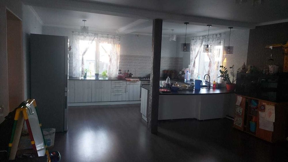 Продам дом (район кирпичного)