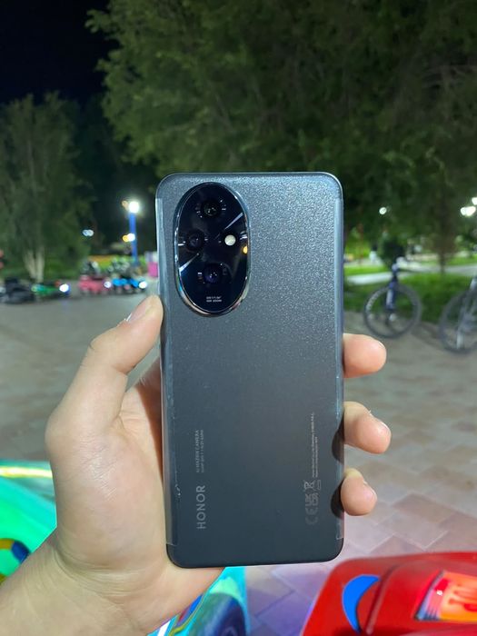 Обмен на айфон/HONOR 200