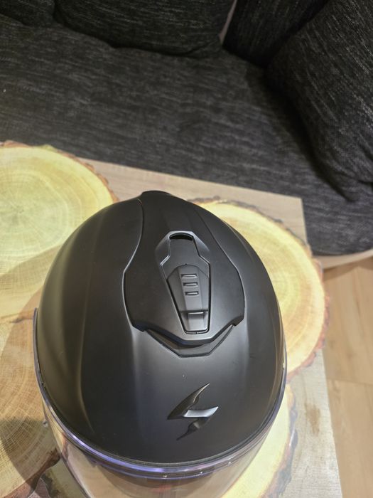 Каска scorpion 1400 air