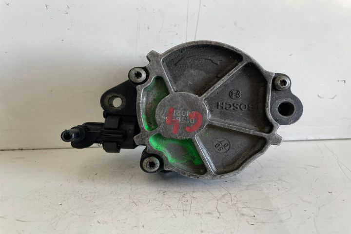 Pompa vacuum  Bosch 1.6 hdi Citroen C4 prima generatie