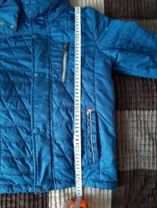 Продам куртку на мальчика