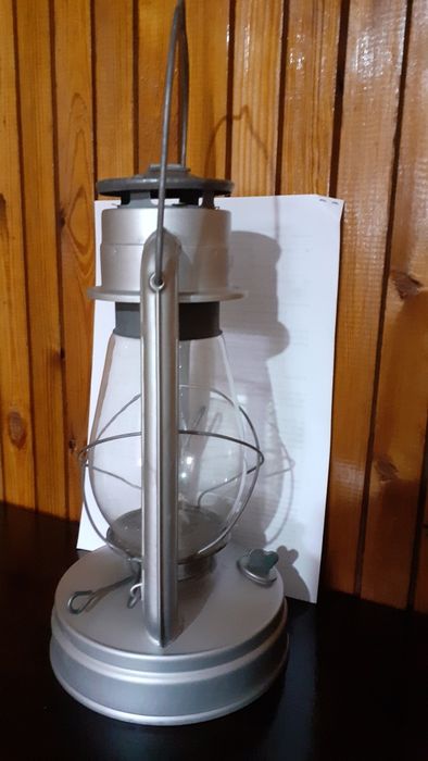 Ветроустойчив фенер