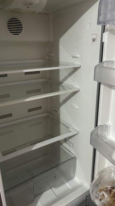 Б/у холодильник В хорошем качестве