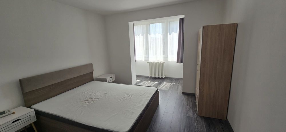 Apartament 2 camere decomandat, renovat și mobilat – Cartierul Unirii, Reghin