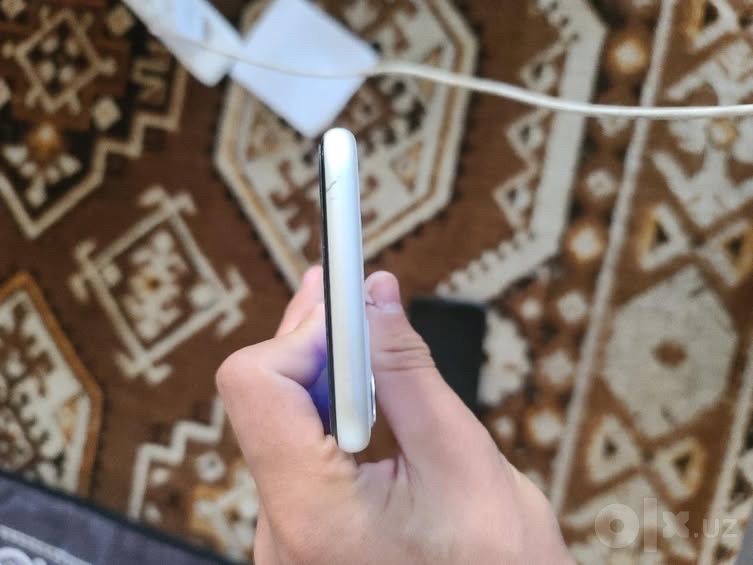 Iphone 11 idyal sotlad