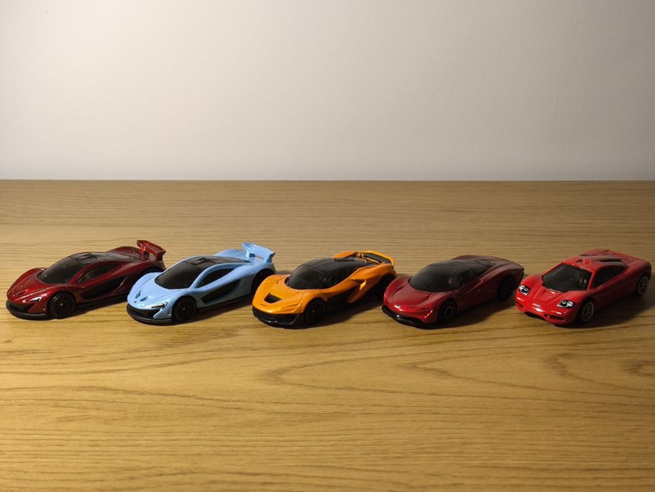 Hot Wheels, colecție McLaren (F1, W1, Speedtail, P1) 1:64