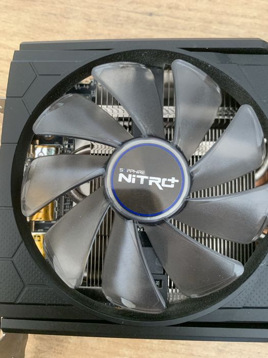 Placa video Sapphire RX  5700 XT Nitro+ Special Edition  8 GB